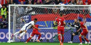 فيديو | بيلينجهام يسجل هدف إنجلترا الأول أمام صربيا في يورو 2024