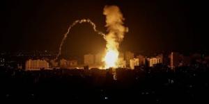 الفجر سبورت .. شهداء وجرحى جراء غارة جوية إسرائيلية استهدفت منزلاً في شمال غزة