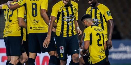 فيديو | الشهري يُسجل هدف الاتحاد الثالث أمام العين