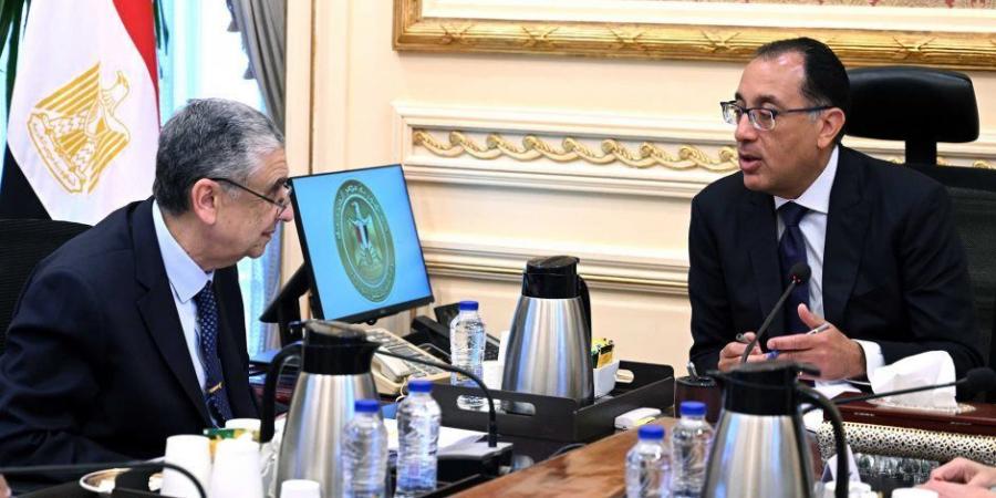 الفجر سبورت .. رئيس الوزراء يؤكد استمرار جهود وزارة الكهرباء لضبط الفاقد من الشبكات والحد من وصلات السرقات
