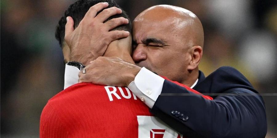 مدرب البرتغال يعلق على دموع رونالدو أمام سلوفينيا .. ويؤكد: كوستا هو السر