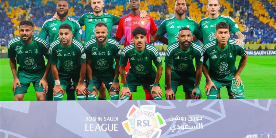 تشكيل الأهلي أمام ضمك في الدوري السعودي.. ثلاثي هجومي