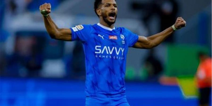 فيديو | علي البليهي يسجل هدف الهلال الثالث أمام الخلود